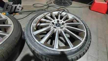 벤츠 C클래스 쿠페 타이어 225/40R19 255/35R19 미쉐린타이어 PS4장착 / 서울 구로, 양천, 동작, 관악, 영등포, 부천, 안양