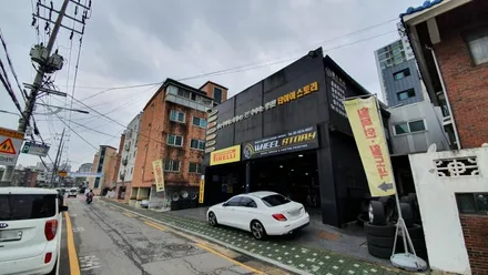 안양동 벤츠E클래스(245/45R18) 정품수입 사계절타이어 교체비용 싼곳에서 피렐리 피제로 올시즌 플러스 장착완료! / 서울 구로, 양천, 동작, 관악, 영등포, 부천, 안양