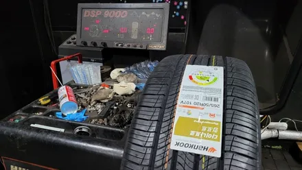 고척동 지프(Jeep)그랜드체로키(265/50R20) 준대형 SUV 추천사계절타이어-조용하고 안전성이 높으면서 가격부담이 적은 한국타이어 다이나프로 컴포트 HP2 / 서울 구로, 양천, 동작, 관악, 영등포, 부천, 안양