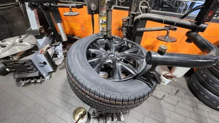 대림동 현대 싼타페 (235/55R19)-불안정하고 거친도로에서 최적의 핸들링과 제동 퍼포먼스를 제공해주는 콘티넨탈 크로스 컨택 LX스포츠 교체후기 / 서울 구로, 양천, 동작, 관악, 영등포, 부천, 안양