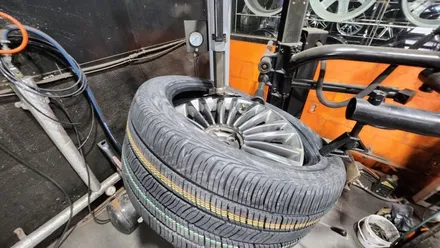 도림동 기아K9 (245/45R19,27540R19)추천 수입사계절타이어-뛰어난 핸들링, 컨트롤, 고속주행안전성까지 모두 만족할 수 있는 콘티넨탈 콘티프로 콘택(FR) / 서울 구로, 양천, 동작, 관악, 영등포, 부천, 안양