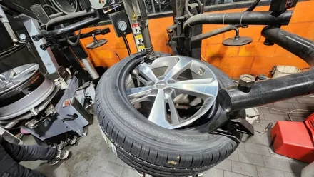 가산동 제네시스GV80 (265/50R20)-더욱 업그레이드된 승차감과 정숙성, 길어진 마모수명으로 사계절내내 안전하게 사용할 수 있는 한국타이어 다이나프로 프리미엄컴포트 HPX / 서울 구로, 양천, 동작, 관악, 영등포, 부천, 안양