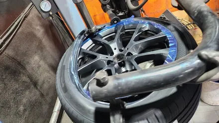 신도림동 BMW X5 (275/45R20, 305/40R20)-고속도로 주행은 물론 험난한 오프로드에도 안정적인 주행성능을 발휘해주는 한국타이어 다이나프로 프리미엄컴포트 HPX / 서울 구로, 양천, 동작, 관악, 영등포, 부천, 안양