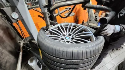 역삼동 BMW530i (245/40R19, 275/35R19)-승차감,핸들링, 젖은노면 주행안정성까지 향상된 최신형 UHP사계절타이어, 피렐리 피제로 올시즌 플러스 3 / 서울 구로, 양천, 동작, 관악, 영등포, 부천, 안양