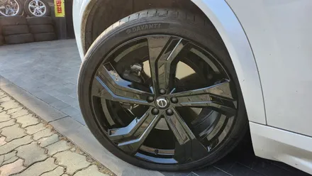 가리봉동 볼보 XC90-22인치 휠 블랙유광 색상으로분체도장 작업후기 / 서울 구로, 양천, 동작, 관악, 영등포, 부천, 안양