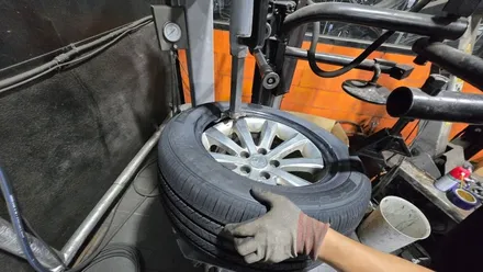 고척동 현대 그랜져 (235/55R17)-친환경요소와 연비효율, 안정적인 승차감까지 향상된 한국타이어 신제품 키너지 컴포트 ST AS / 서울 구로, 양천, 동작, 관악, 영등포, 부천, 안양