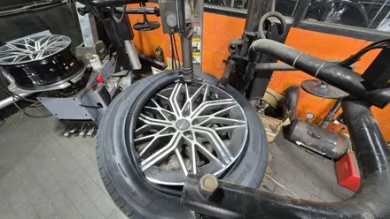 가산동 제네시스 g90 (245/50ZR19)-탁월한 승차감과 정숙성, 계절대응능력까지 잘갖춘 프리미엄 컴포트 타이어, 한국타이어 벤투스 에어S / 서울 구로, 양천, 동작, 관악, 영등포, 부천, 안양