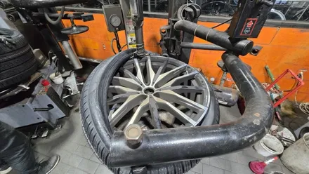 고척동 BMW X5 (2753522, 3153022)-고성능 SUV와 잘어울리고 핸들링, 주행안정성까지 뛰어난 피렐리 피제로 올시즌 NCS / 서울 구로, 양천, 동작, 관악, 영등포, 부천, 안양