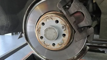 가산동 아우디 A4 (245/40ZR18)-프리미엄급의 정숙성과 승차감, 사계절 안전 주행까지 뛰어난 한국타이어 슈퍼컴포트 벤투스 에어 S / 서울 구로, 양천, 동작, 관악, 영등포, 부천, 안양