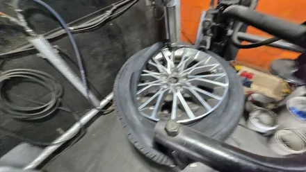 영등포동 제네시스 G90 (245/50ZR18)-안정적인 승차감과 정숙성, 계절대응 능력까지 뛰어난 프리미엄 컴포트 사계절타이어, 한국타이어 벤투스 에어S / 서울 구로, 양천, 동작, 관악, 영등포, 부천, 안양