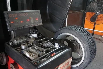 구로 광명 스노우타이어 C클래스 윈터크래프트 교체 비용 / 서울 구로, 양천, 동작, 관악, 영등포, 부천, 안양