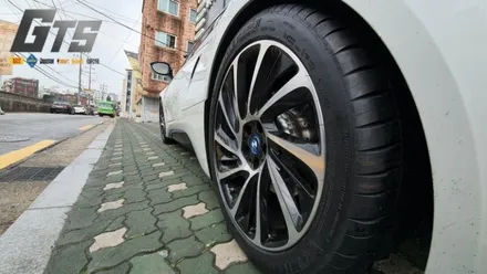 BMW i8 광폭사이즈 교체 미쉐린 PS4S 소하동 하안동 부천동 광명동 휠타이어전문 타이어스토리 / 서울 구로, 양천, 동작, 관악, 영등포, 부천, 안양