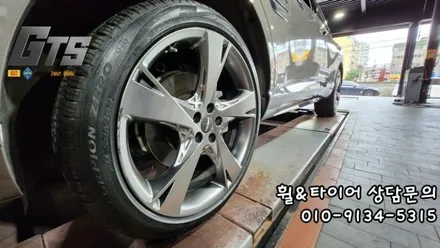제네시스 GV80 미쉐린타이어 265 40 22 스콜피온 제로 올시즌 그립감이 좋네요 / 서울 구로, 양천, 동작, 관악, 영등포, 부천, 안양