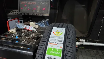 봉천동 BMW 520d (225/55R17)-안정적인 주행성능, 저소음, 승차감까지 더욱 향상된 올시즌 한국타이어 키너지 컴포트EX / 서울 구로, 양천, 동작, 관악, 영등포, 부천, 안양