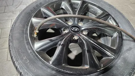 대림동 현대 싼타페 (235/55R19)-불안정하고 거친도로에서 최적의 핸들링과 제동 퍼포먼스를 제공해주는 콘티넨탈 크로스 컨택 LX스포츠 교체후기 / 서울 구로, 양천, 동작, 관악, 영등포, 부천, 안양