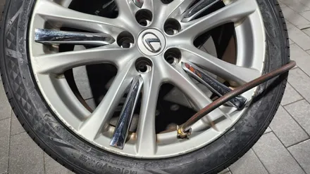 사당동 렉서스 GS450h (245/40ZR18)-극한의 컴포트성능,정숙성, 사계절안전성까지 모두 잘갖춘 금호타이어 마제스티9솔루스 TA91 / 서울 구로, 양천, 동작, 관악, 영등포, 부천, 안양