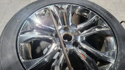 독산동 쌍용 렉스턴 (255/50R20)-부드러운 주행성능과 정숙성을 강화시킨 고성능 프리미엄 컴포트 SUV 사계절용타이어, 금호 크루젠 HP71 / 서울 구로, 양천, 동작, 관악, 영등포, 부천, 안양
