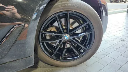 가리봉동 BMW 5시리즈 18인치 휠 블랙유광 (+with 휠브레이크 디스크도색) 작업후기 / 서울 구로, 양천, 동작, 관악, 영등포, 부천, 안양