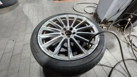당산동 벤츠 S클래스 500 (255/40ZR20)-사계절내내 탁월한 드라이빙 퍼포먼스를 발휘해주는 한국타이어 슈퍼스포츠 올시즌 벤투스 S1 evo Z AS / 서울 구로, 양천, 동작, 관악, 영등포, 부천, 안양