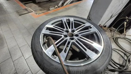 오류동 아우디 SQ5 (255/40R21)-고속도로부터 험난한 오프로드까지 안전성을 확실하게 보장해주는 한국타이어 다이나프로 프리미엄 컴포트 HPX / 서울 구로, 양천, 동작, 관악, 영등포, 부천, 안양