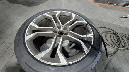 독산동 BMW X5 (275/40ZR21,315/35ZR21)-다양한 도로조건에서 최적의 주행성능을 발휘해주는 SUV사계절타이어,한국타이어 슈퍼스포츠 올시즌 S1 에보 Z AS X / 서울 구로, 양천, 동작, 관악, 영등포, 부천, 안양