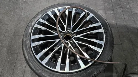 가산동 벤츠 S580 (255/40R20)-고속주행 안정성, 승차감, 정숙성까지 완벽하게 잘갖춘 고성능 피렐리 순정타이어 피제로 pz4 (MO-S) PNCS / 서울 구로, 양천, 동작, 관악, 영등포, 부천, 안양