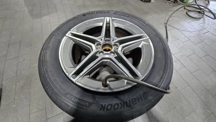 신정동 벤츠 GLE 350e (275/50ZR20)-슈퍼카와 프리미엄SUV에 특화된 한국타이어 벤투스 슈퍼스포츠 올시즌 S1 에보 Z AS X / 서울 구로, 양천, 동작, 관악, 영등포, 부천, 안양