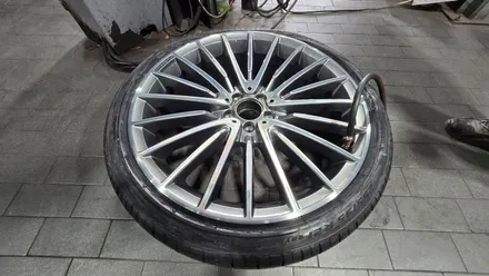 광명동 벤츠 S500 (255/35R21)-고속주행 안정성에 특화되어 내구성, 핸들링 응답성, 제동력까지 탁월한 피렐리 피제로 (PZ4) MO-S NCS / 서울 구로, 양천, 동작, 관악, 영등포, 부천, 안양