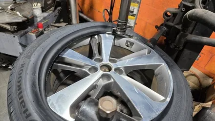 시흥동 제네시스 GV80 (265/50R20)–뛰어난 그립력과 핸들링, SUV에 최적화된 한국타이어 다이나프로 HPX 교체 후기 / 서울 구로, 양천, 동작, 관악, 영등포, 부천, 안양