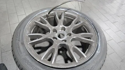 가리봉동 테슬라 모델S (255/45R19, 285/40R19)–전기차 고출력 토크를 안정적으로 잡아주는 한국타이어 벤투스 프리미엄 에보 / 서울 구로, 양천, 동작, 관악, 영등포, 부천, 안양