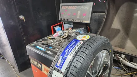 개봉동 렉서스 ES300h 17인치 사계절타이어 교체비용싼곳에서 브릿지스톤 투란자 세레니티 플러스 (215/55R17) 장착완료! / 서울 구로, 양천, 동작, 관악, 영등포, 부천, 안양