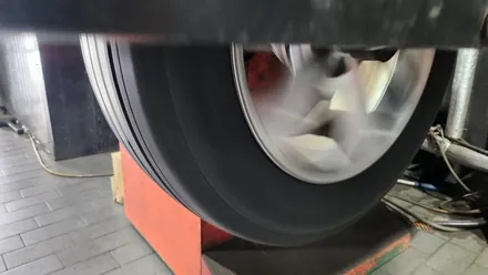 고척동 렉서스 RX450h (235/60R18)-강화된 안전성 및 내구성, 제동력까지 뛰어난 고성능 스포츠 SUV용 사게절타이어 브릿지스톤 DHPS(듀얼러HP 스포츠) AS / 서울 구로, 양천, 동작, 관악, 영등포, 부천, 안양