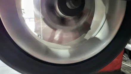봉천동 BMW 520d (225/55R17)-안정적인 주행성능, 저소음, 승차감까지 더욱 향상된 올시즌 한국타이어 키너지 컴포트EX / 서울 구로, 양천, 동작, 관악, 영등포, 부천, 안양