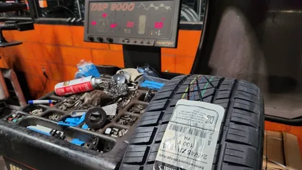 가리봉동BMW 520i (245/45ZR18, 275/40ZR18)-모든노면에서 뛰어난 제동 및 핸들링을 보여주는고성능 사계절타이어 콘티넨탈 익스트림콘택 DWS06 플러스 / 서울 구로, 양천, 동작, 관악, 영등포, 부천, 안양