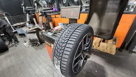 독산동 BMW 520i (245/45R19)-뛰어난 배수성과 눈길 견인력을 자랑하는 한국타이어 윈터아이셉트 프리미엄 evo3 / 서울 구로, 양천, 동작, 관악, 영등포, 부천, 안양