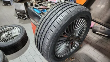 철산동 제네시스G90 (245/50R18)-마모가 진행되어도 성능저하없이 승차감과 안전성을 유지시켜주는 럭셔리세단용 사계절타이어 미쉐린 프라이머시 투어 AS / 서울 구로, 양천, 동작, 관악, 영등포, 부천, 안양