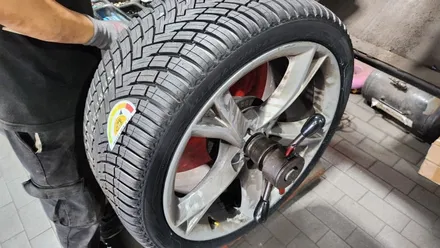 신정동 아우디A5 (255/35R19)-모든노면과 계절에서 최상의 안정성을 보장해주는 피렐리 올웨더타이어 신투라토올시즌 SF2 / 서울 구로, 양천, 동작, 관악, 영등포, 부천, 안양