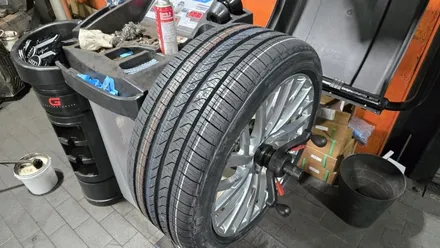 봉천동 아우디 A8L (265/40R20)-뛰어난 제동력과 고속주행 안정성, 사계절주행에 적합한 피렐리 신투라토P7 올시즌 타이어 / 서울 구로, 양천, 동작, 관악, 영등포, 부천, 안양