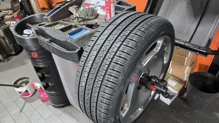 가산동 벤츠 S580 마이바흐 (255/40R20)-고속주행안정성, 정숙성,젖은노면 접지력까지 우수한 피렐리 고성능 순정 사계절타이어 피제로 올시즌 / 서울 구로, 양천, 동작, 관악, 영등포, 부천, 안양