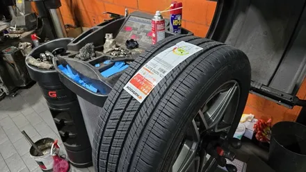 신정동 벤츠 GLE 350e (275/50ZR20)-슈퍼카와 프리미엄SUV에 특화된 한국타이어 벤투스 슈퍼스포츠 올시즌 S1 에보 Z AS X / 서울 구로, 양천, 동작, 관악, 영등포, 부천, 안양