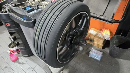 고척동 벤츠 AMG CLA 45 (2254019)-퍼포먼스와 편안함을 동시에 추구하는 고성능 세단과 AMG 차량에 잘어울리는 금호타이어 신제품 마제스티 X TA92 / 서울 구로, 양천, 동작, 관악, 영등포, 부천, 안양