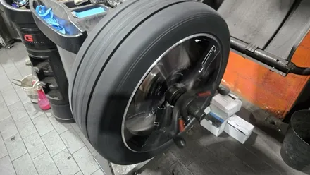 가산동 BMW 320i (225/45R18)–극강의 접지력, 제동력, 주행안정성, 유럽 전역에서 검증된 한국타이어 윈터 아이셉트 에보3! / 서울 구로, 양천, 동작, 관악, 영등포, 부천, 안양