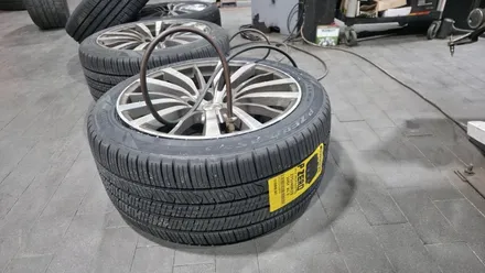 개봉동 마세라티 기블리 SQ4 (245/45R19, 275/40R19)–고속 안정성과 제동력을 겸비한 프리미엄 사계절타이어, 피렐리 P ZERO 올시즌 플러스 / 서울 구로, 양천, 동작, 관악, 영등포, 부천, 안양