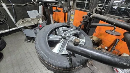 신길동 기아 쏘렌토 (235/55R19)– 도심부터 고속도로, 가벼운 오프로드까지 아우르는 올라운드 SUV 타이어 콘티넨탈 크로스콘택트 LX 스포츠 장착 후기 / 서울 구로, 양천, 동작, 관악, 영등포, 부천, 안양