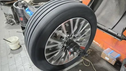 영등포동 제네시스 G90 (245/50ZR18)-안정적인 승차감과 정숙성, 계절대응 능력까지 뛰어난 프리미엄 컴포트 사계절타이어, 한국타이어 벤투스 에어S / 서울 구로, 양천, 동작, 관악, 영등포, 부천, 안양