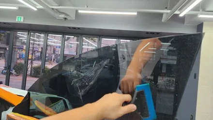테슬라 모델Y 주니퍼 성북구 썬팅 블랙박스 보조배터리 추천 / 서울 성북구 안암동5가