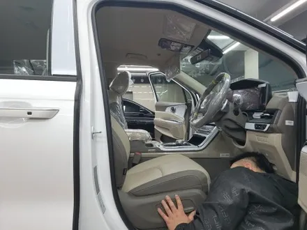 성동구 신차패키지 카니발 브이쿨 K 썬팅 / 서울 성북구 안암동5가