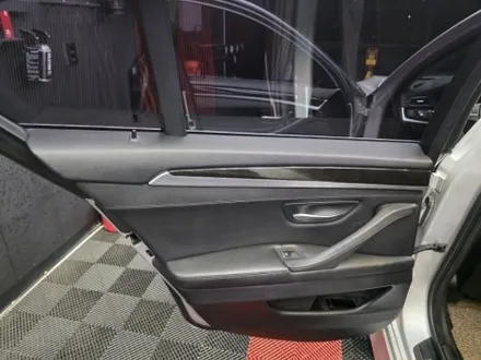 안산 BMW 528i 실내.외부 스팀세차. 깨끗함의 차이를 만드는 민폴리싱 / 경기 안산