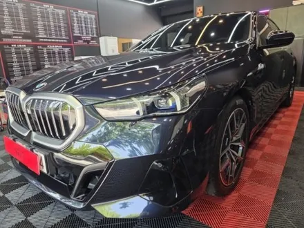 안산 BMW 520i 실내.외부 스팀세차. 꼼꼼한 관리가 중요한 이유! 민폴리싱 / 경기 안산