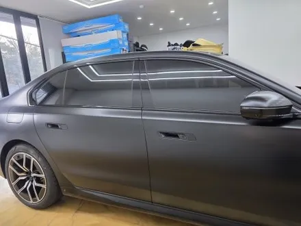 BMW 740i 전체 무광PPF 터미낙스  제트존 크롬죽이기 랩핑까지 7시리즈 제트존에서 깔끔한 시공 / 부천시 소사구 송내동